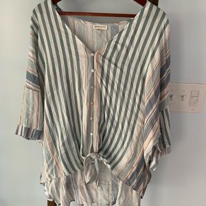 Main Strip Tie Front Top